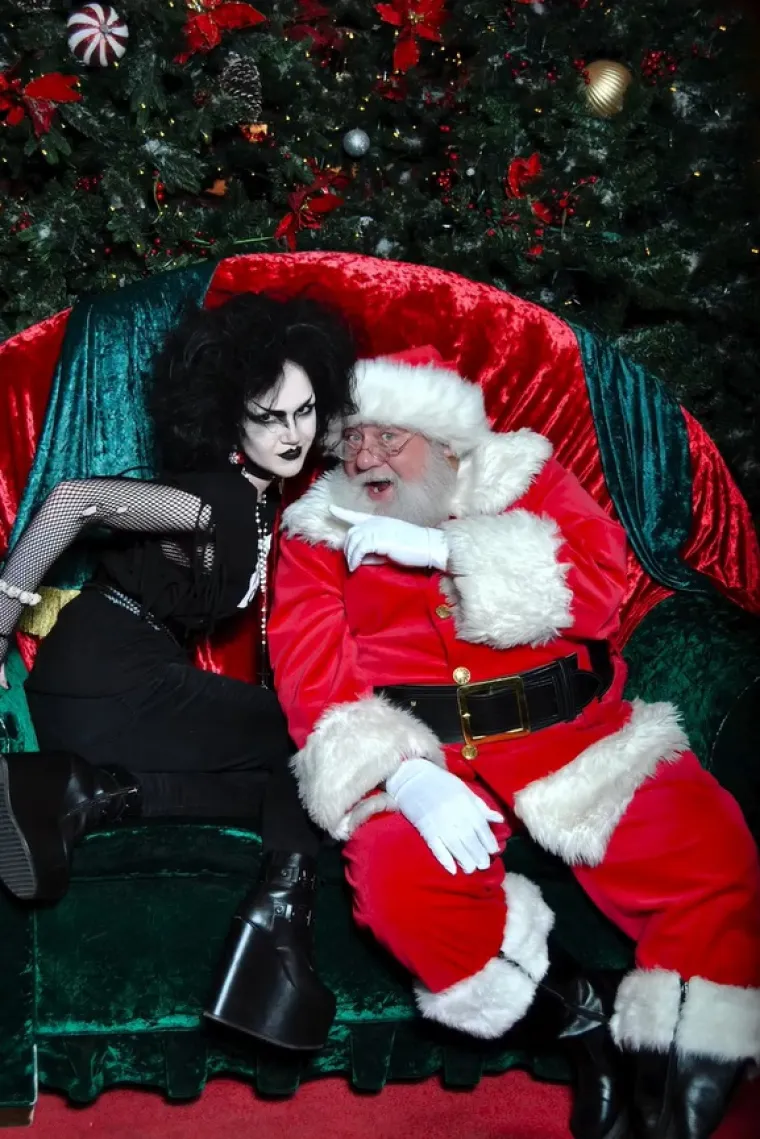 Prije dvije godine se i udala, a ispred oltara je s dragim, umjesto prstenja, razmijenila gitare.