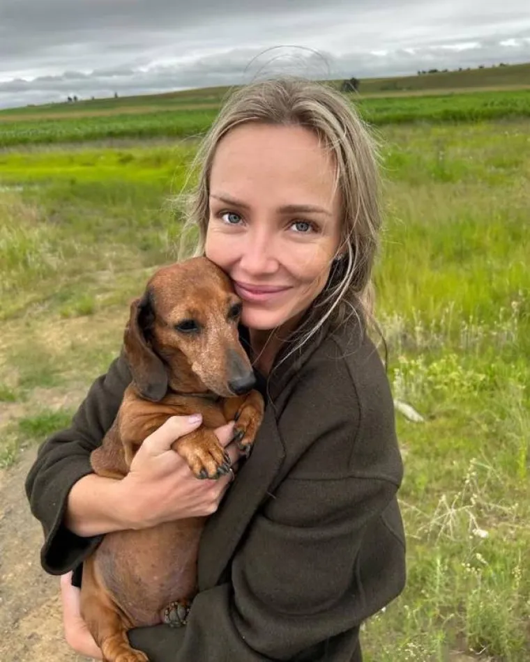 Rita Greyling na slici. Priča se da su se Oscar Pistorius i njegova nova djevojka Rita povezali zbog tragedije u njihovim životima jer misterij još uvijek okružuje utapanje na momačkoj večeri, kad se utopio njen brat. 
