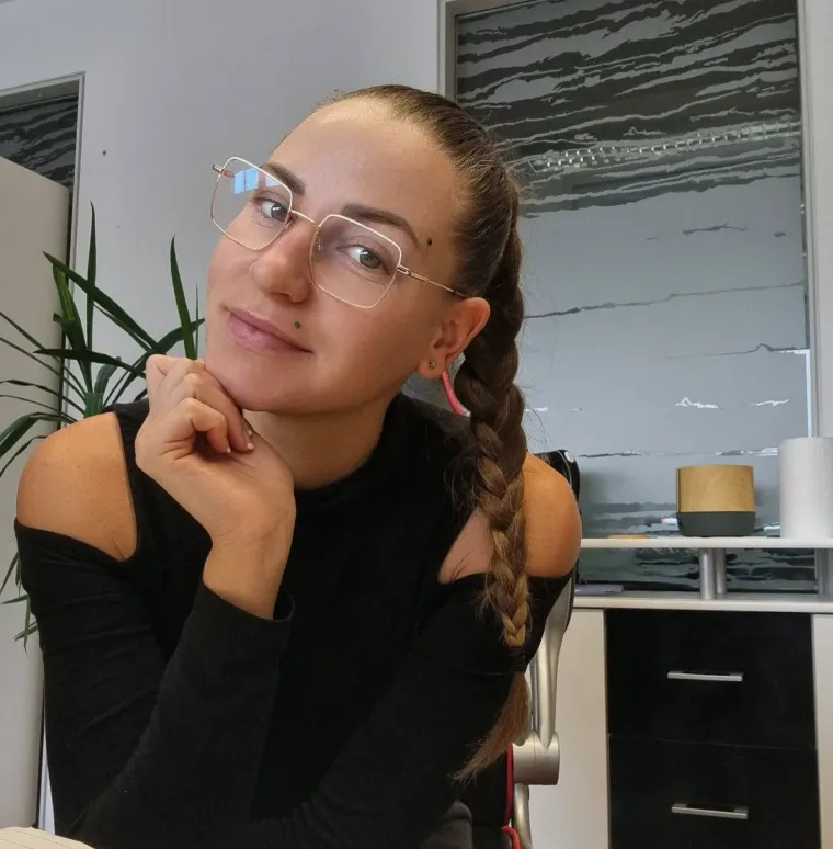 Na kraju je odnijela pobjedu među 19 kandidatkinja, no njezina sreća s Mijom nije dugo potrajala.