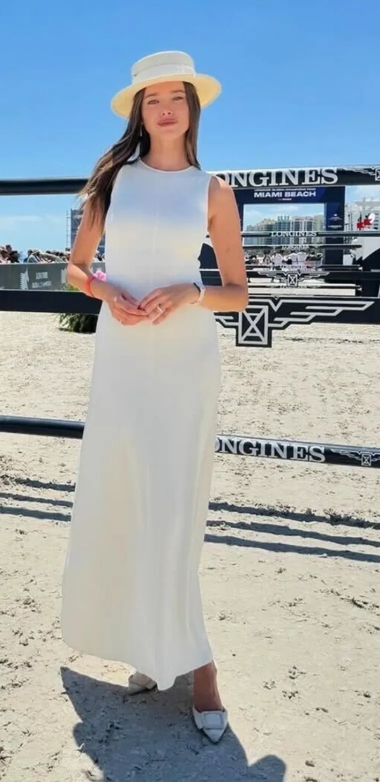 Ana Kurnjikova je ni&scaron;ta za nju: Na dru&scaron;tvenim mrežama broji milijune, a ljubi gotovo dva desetljeća starijeg