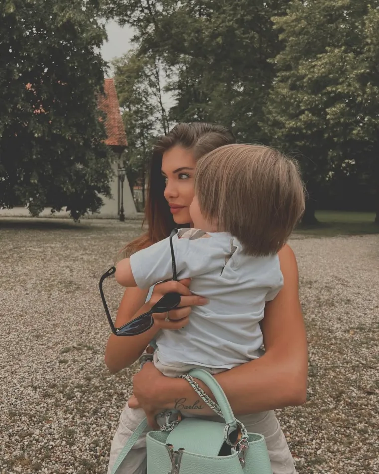 Bruno Petković sa suprugom Ivom ovih dana obilježava prvu godi&scaron;njicu braka