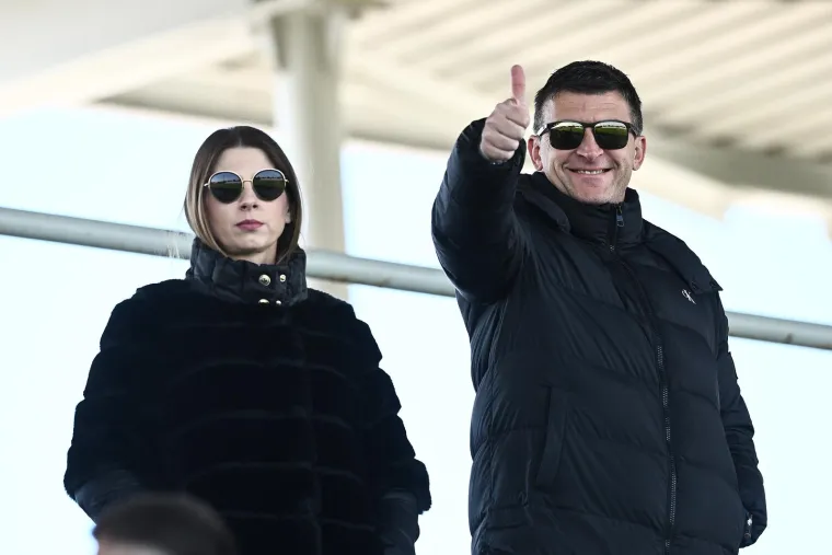 Ona nema oči boje Dinama, ali je zavela njegovog trenera, bivšeg: Samozatajna Marina velika je podrška Jakiroviću