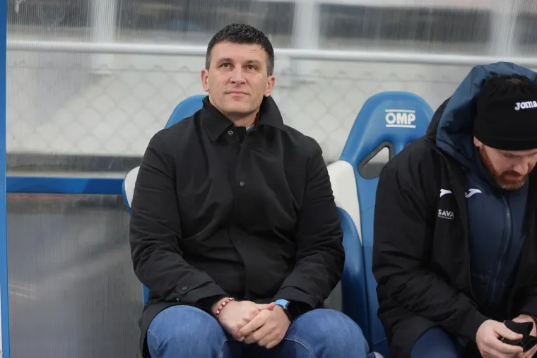 Ona nema oči boje Dinama, ali je zavela njegovog trenera, biv&scaron;eg: Samozatajna Marina velika je podr&scaron;ka Jakiroviću