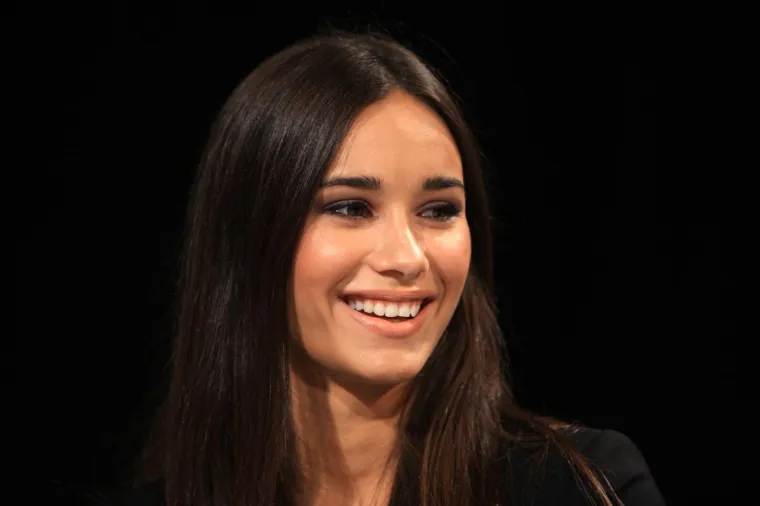 Lana Banely