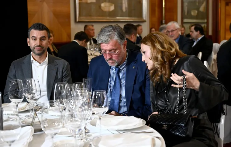 Mate&scaron;a se nije odvajao od svoje Blanke, a pogledajte s kim je nikad zaljubljeniji par sjedio za stolom