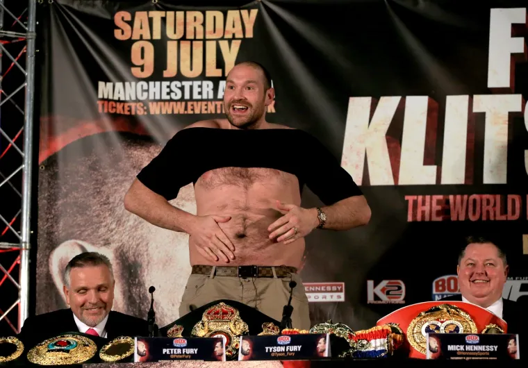 Od mršavca do divovskog prvaka: Evo kako se Tyson Fury mijenjao kroz godine