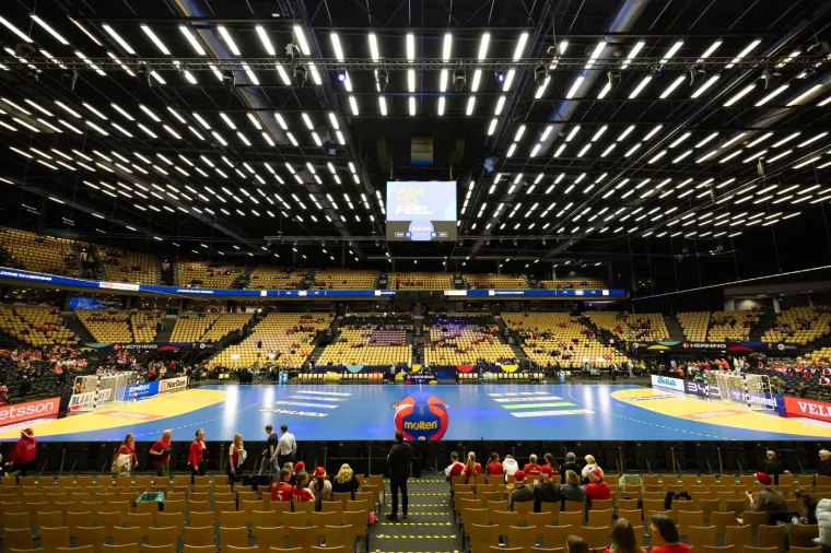 Dvorana Jyske Bank Boxen u danskom gradu Herning prima 12.500 gledatelja