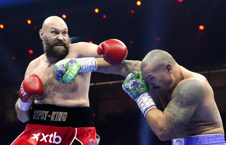Fury ima veći raspon ruku, ali Usyk je opet pronašao formulu za pobjedu nad divom iz Engleske. 