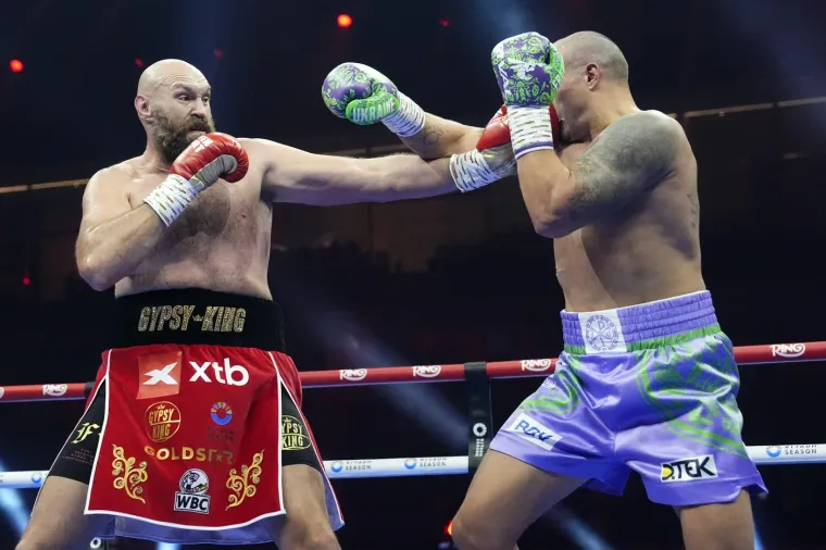 Usyk je nadboksao Furyja, a onda je Kralj Cigana izveo potez za pamćenje