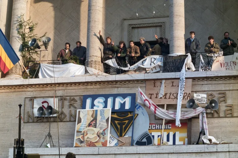 Ovo su krvavi trenuci borbe za slobodu: Sru&scaron;ili komunistički režim i lovili tajne agente