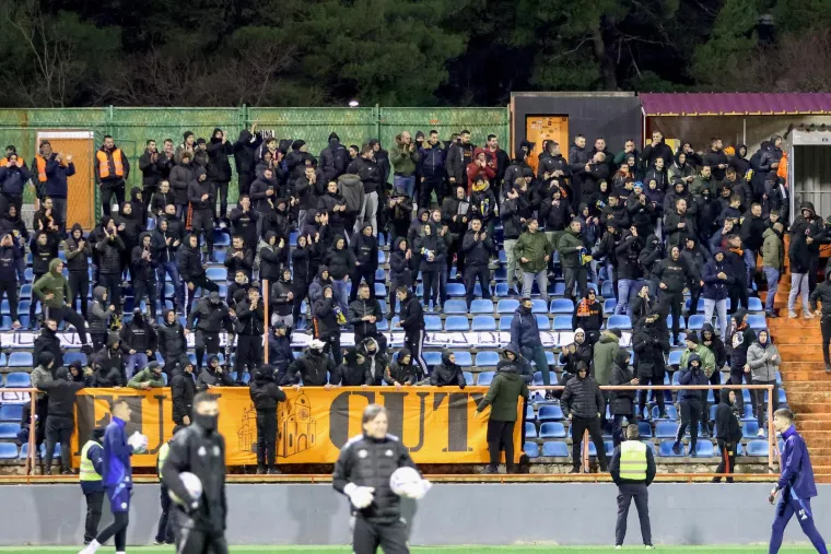 Funcuti i dalje ne mogu zaboraviti Livaji onaj incident na finalu Kupa 2023. gdje je Livaja poveo sramotnu pjesmu protiv Šibenčana. Vrijeme očito ne liječi rane.