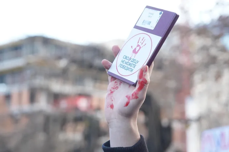 Slika koja govori vi&scaron;e od tisuću riječi! Ovako je izgledao prosvjed u Srbiji, minuta &scaron;utnje i za uga&scaron;en život u Prečkom