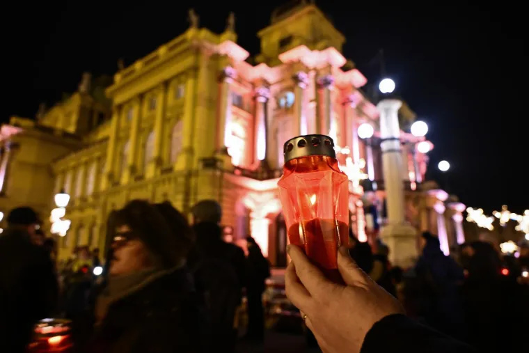 &quot;Bit će šutnja jer smatramo da je šutnja najjača poruka u ovom trenutku, jer ovdje zapravo riječi su isprazne&quot;, rekao je predsjednik Sindikata Preporod Željko Stipić.
