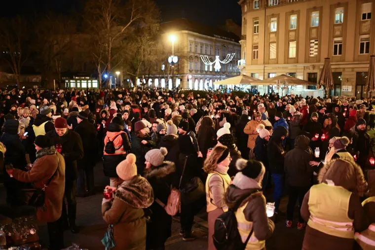 Građani se u Zagrebu okupili za sigurnu školi: 'Vrijeme je za izlazak na ulice'