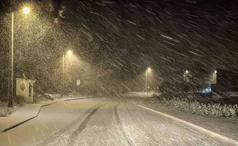 Cesta je bila zatvorena nakon odrona ali i obilnog snijega