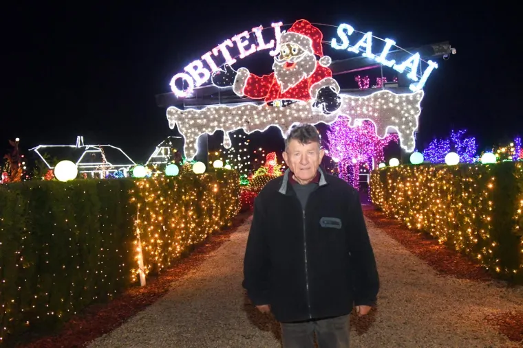 Čarolija svijetla s 5,5 milijuna lampica: Magično imanje privlači brojne posjetitelje