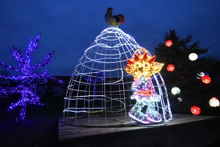 Čarolija svijetla s 5,5 milijuna lampica: Magično imanje privlači brojne posjetitelje