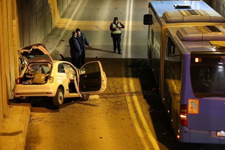 Auto je totalno smrskan: Od pogleda na mjesto sudara prolazi jeza
