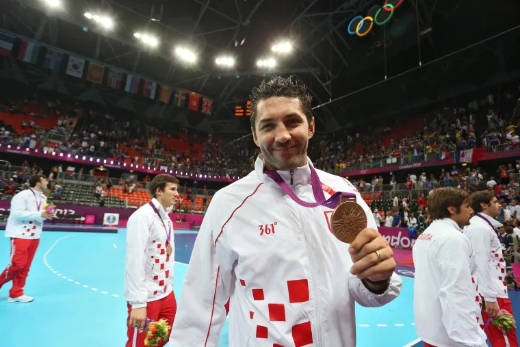 Legenda izazvala delirij u Zadru kao da je Messi: Svi su htjeli samo jedno, čuvao ga za&scaron;titar