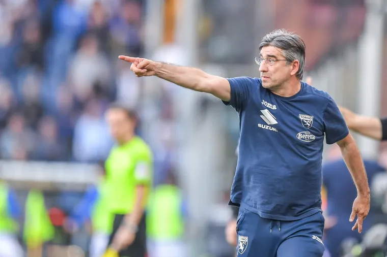 Nije za one sa slabim srcem: Slavni golman iznesen na nosilima, dobio težak udarac