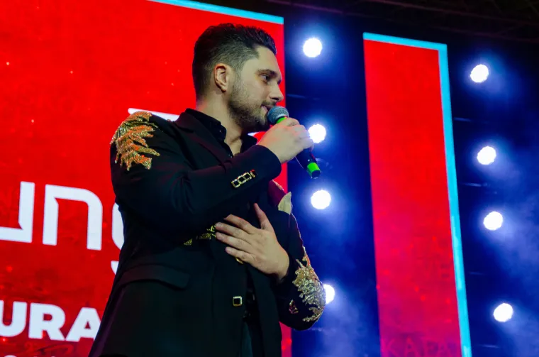 Dan nakon Božića - folk ljubitelji napunili Arenu: Pogledajte atmosferu s 'Kafanske večeri'