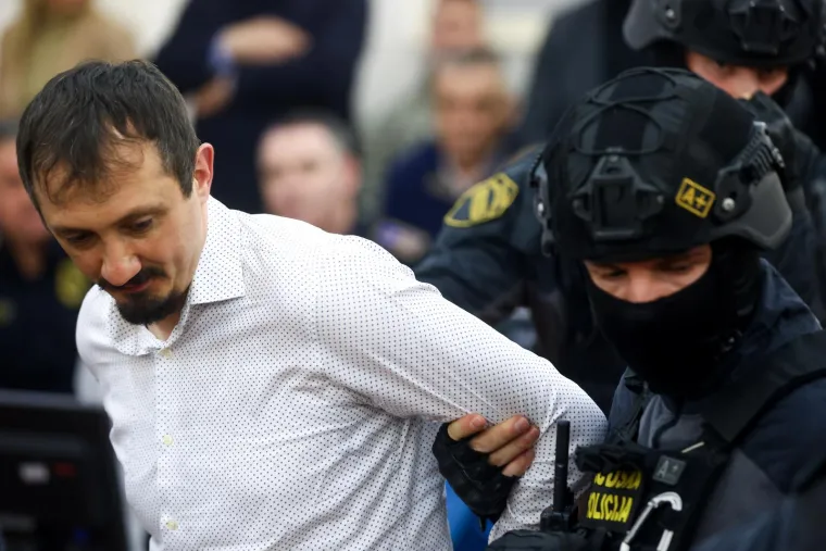 Brutalno su ubili policajce: 'Marinković je ispalio najmanje 20 metaka iz strojnice'