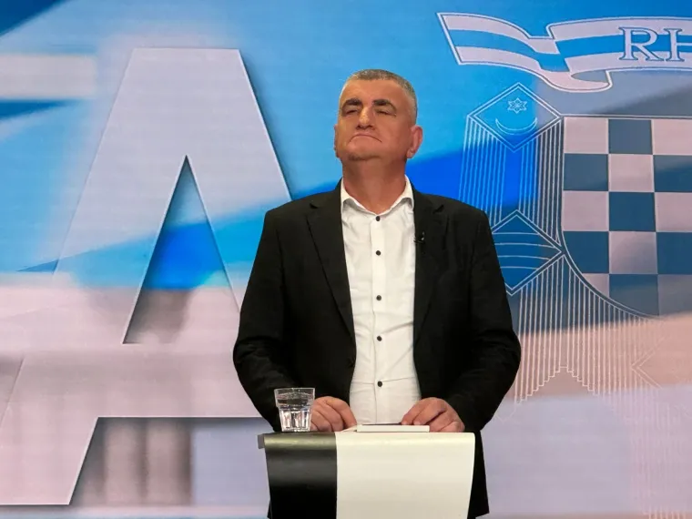 Na RTL-u posljednja debata: Prvo osmijeh ispred bora, a onda je krenuo opaki okr&scaron;aj