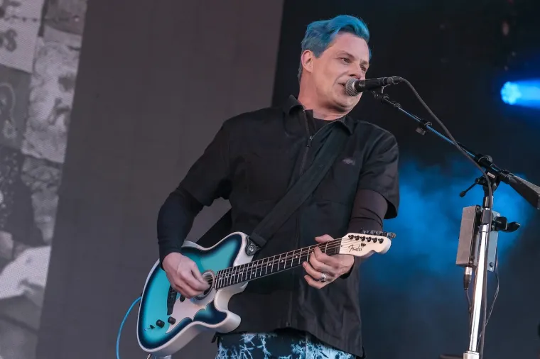 Godine 2005. izjavio je: &quot;Prihvaćen sam u sjemenište u Wisconsinu i trebao sam postati svećenik, ali u posljednjem trenutku sam pomislio da ću radije ići u javnu školu.&quot;