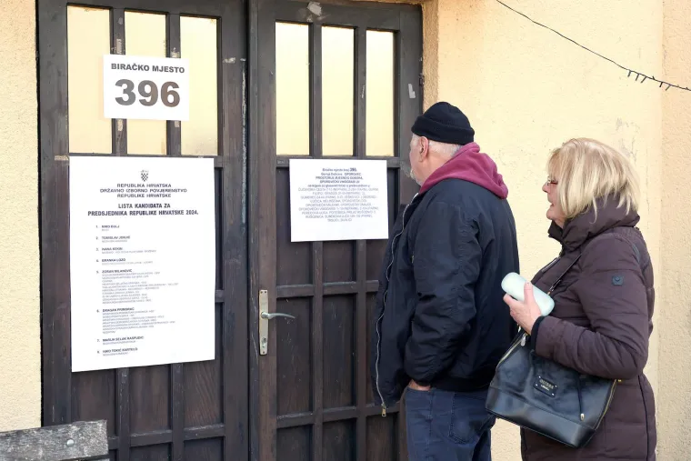 Hrvati glasaju! I mladi i stari, svi su jutros pohrlili na birali&scaron;ta