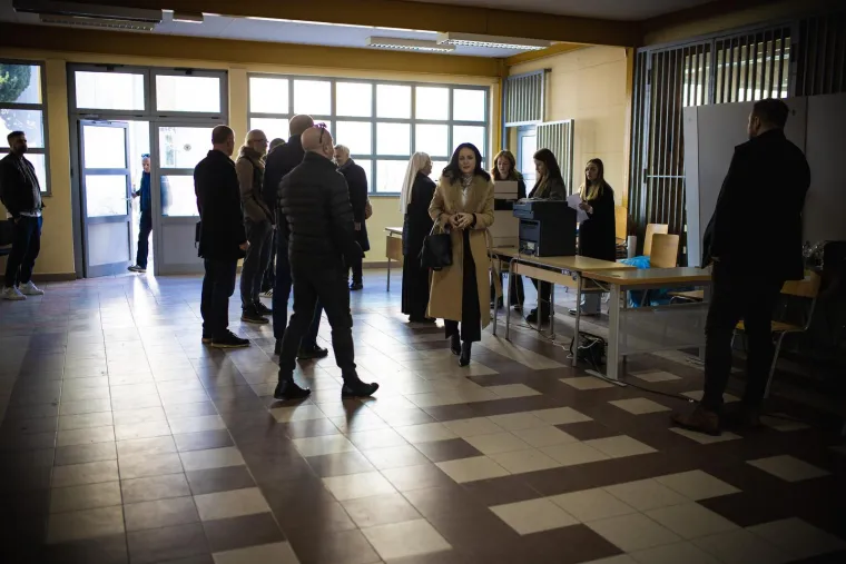 Biračko mjesto u Mostaru