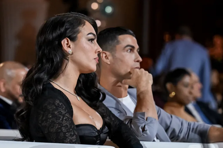 Ronaldo je na ceremoniji otkrio što misli raditi nakon što napokon objesi kopačke o klin. Portugalac se ne vidi se niti kao trener niti kao predsjednik nekog nogometnog kluba, već kao vlasnik, prenose strani mediji. 