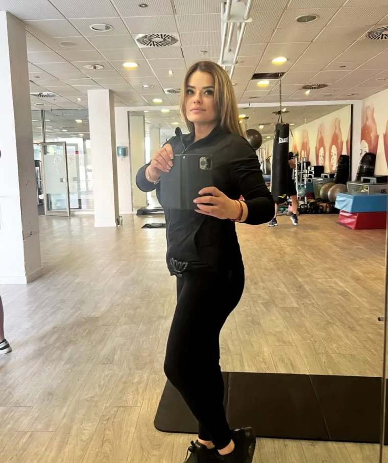 Prije točno tri godine ostvarila se i u ulozi majke, a na svijet je stigao sin Leon. 