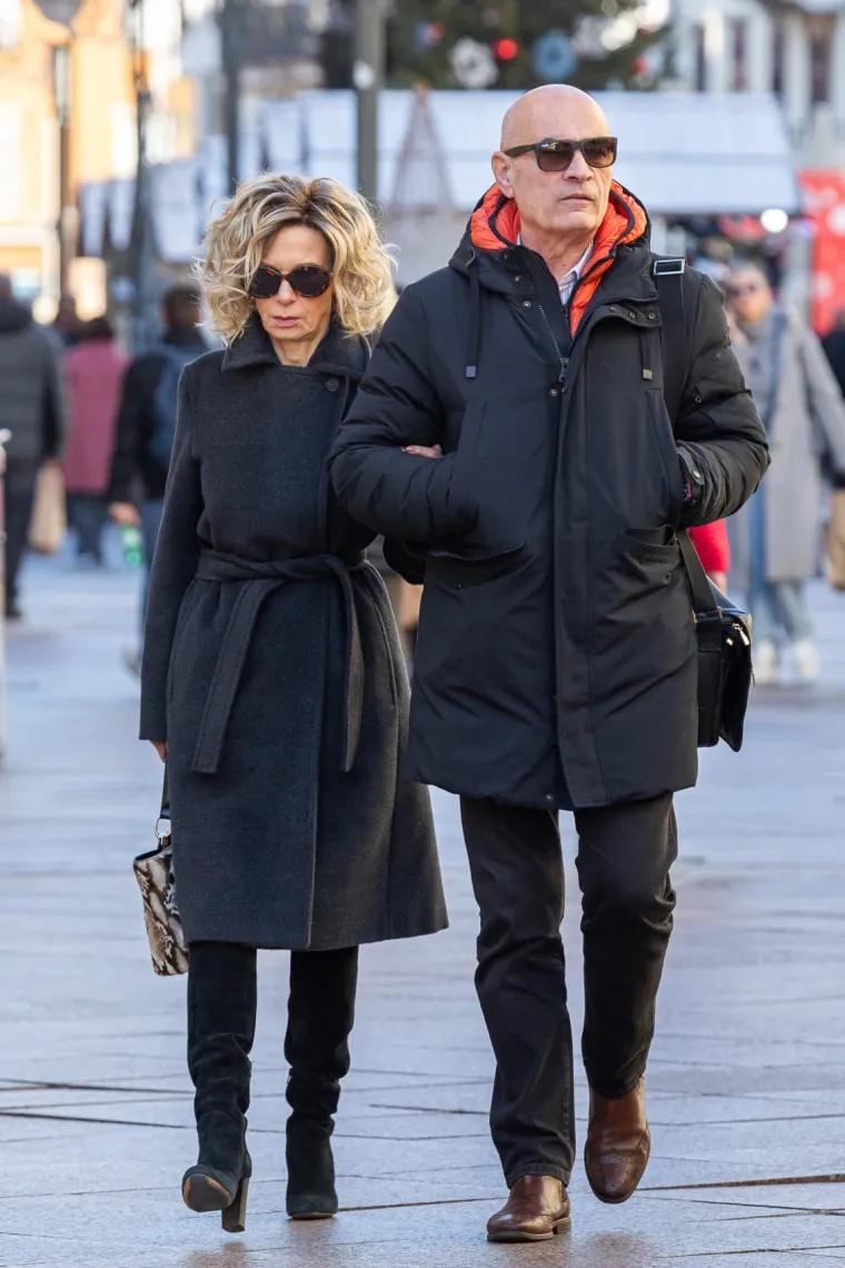 Riječka &scaron;pica u znaku stila: Atraktivna brineta u kaputu ukrala sve poglede