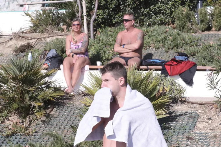 Splićani su lijepo vrijeme iskoristili za druženje na Bačvicama