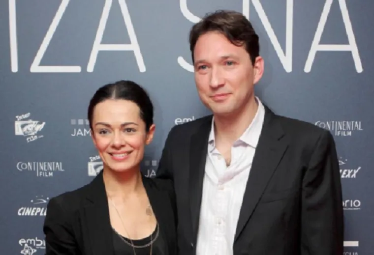 Kada je riječ o privatnom životu - Kristina nije toliko rječita. Poznato je da je 15 godina bila u vezi sa snimateljem Goranom Legovićem. 