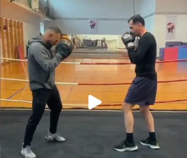 Ovih dana pokazao je kako udara u fokusere