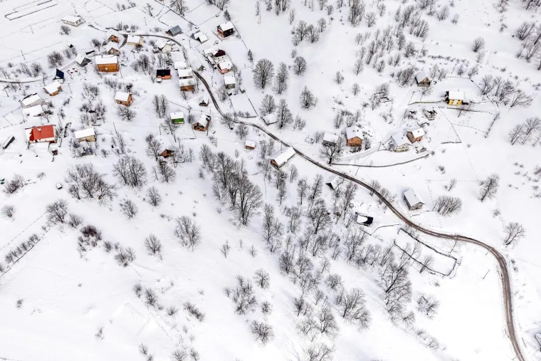 Nevjerojatni prizori: Snijegom okovani Studeni potok na Bjela&scaron;nici