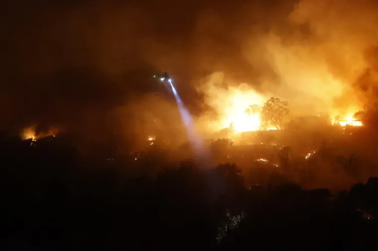 Pristižu nove fotografije paklene buktinje u luksuznom dijelu Los Angelesa