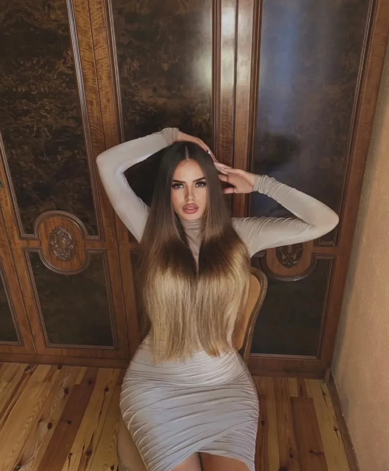 Nitko ne muti jaja kao Sinjanka Nina: Upoznajte najzgodniju gastro influencericu u Hrvatskoj