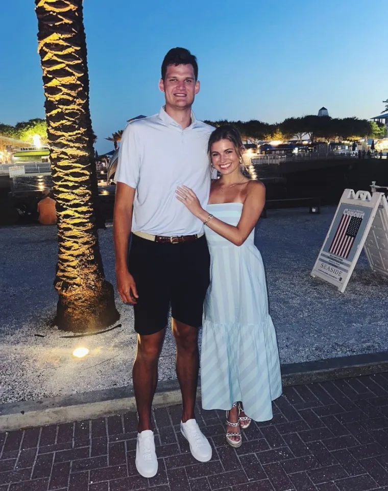 Par se upoznao na Univerzitetu Auburn, gdje je Kessler igrao košarku, a Stockard je bila navijačica i od tada traje njhova ljubav