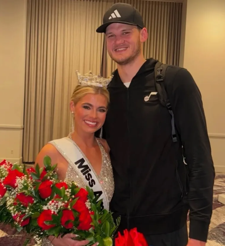 Ljepotica i div! Nova Miss SAD-a i za dvije glave vi&scaron;i NBA ko&scaron;arka&scaron; novi su najomiljeniji američki par