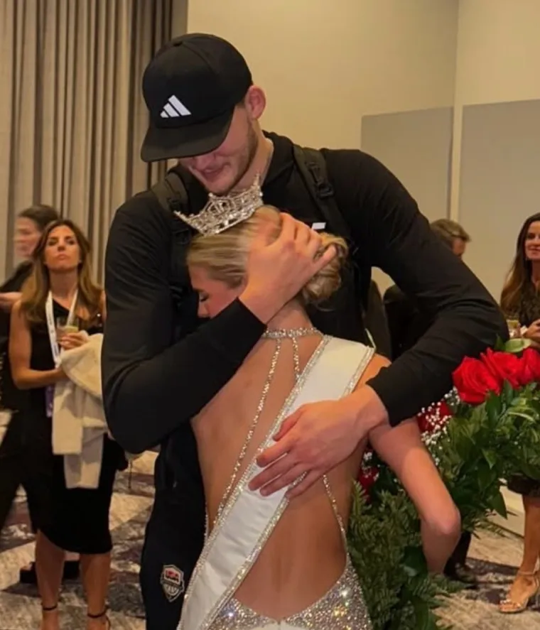 Ljepotica i div! Nova Miss SAD-a i za dvije glave vi&scaron;i NBA ko&scaron;arka&scaron; novi su najomiljeniji američki par