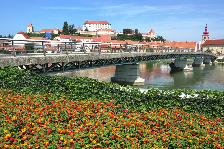 9. Slovenija: Slovenija zauzima deveto mjesto s GPI rezultatom 1395. U ovoj zemlji se stanovnici osjećaju sigurno hodajući sami noću.