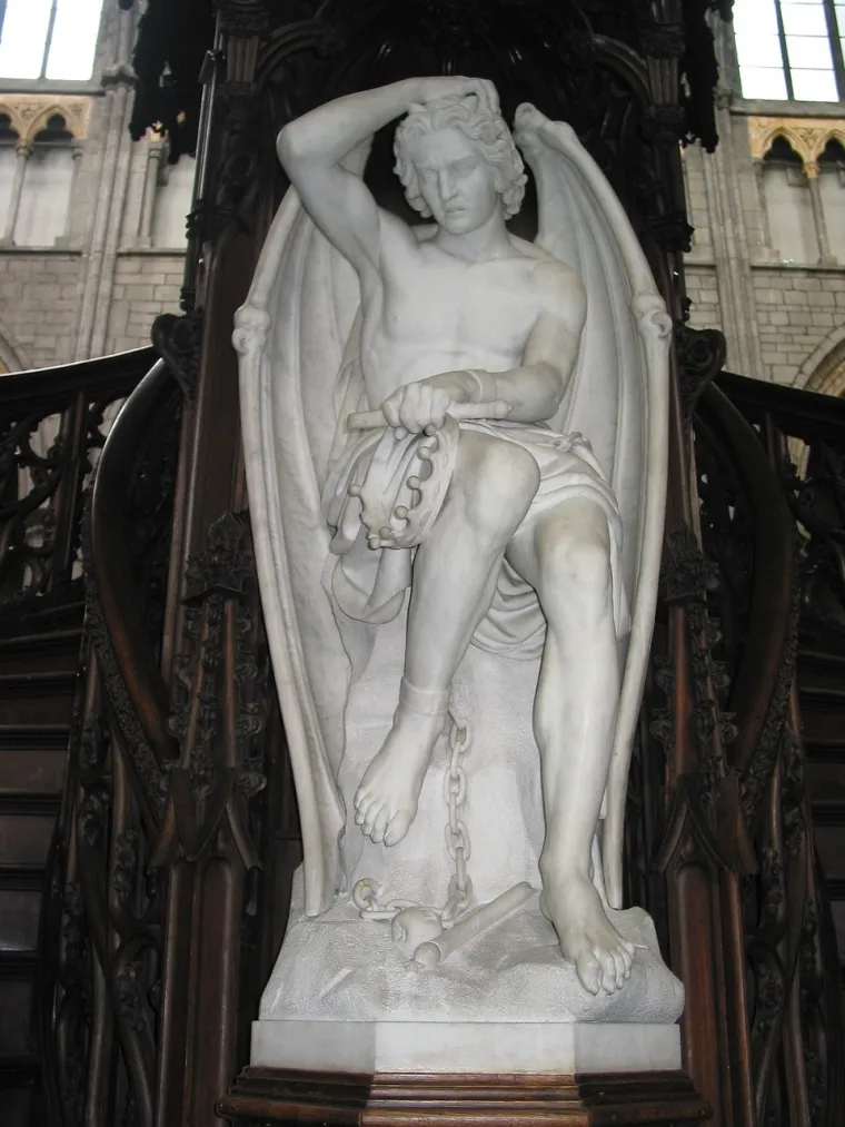 5. Tko je Lucifer? - Pažljivo pogledajte biblijski stih Starog zavjeta koji spominje Lucifera, Izaija 14:12-17, i vidjet ćete da se ne spominje Sotona, Đavo. Umjesto toga, predmetna figura naziva se ili "Lucifer" ili jo&scaron; nejasnije naziva se "svjetlono&scaron;a", ovisno o prijevodu. Svakako se misli na božanski lik koji je težio da "podigne svoje prijestolje iznad zvijezda Božjih" i zbog uvrede je bio izbačen iz raja. No, je li to Sotona? Također, zbunjuje novozavjetni stih iz Luke 10:18-20, koji spominje Sotonu kako pada "kao munja s neba".