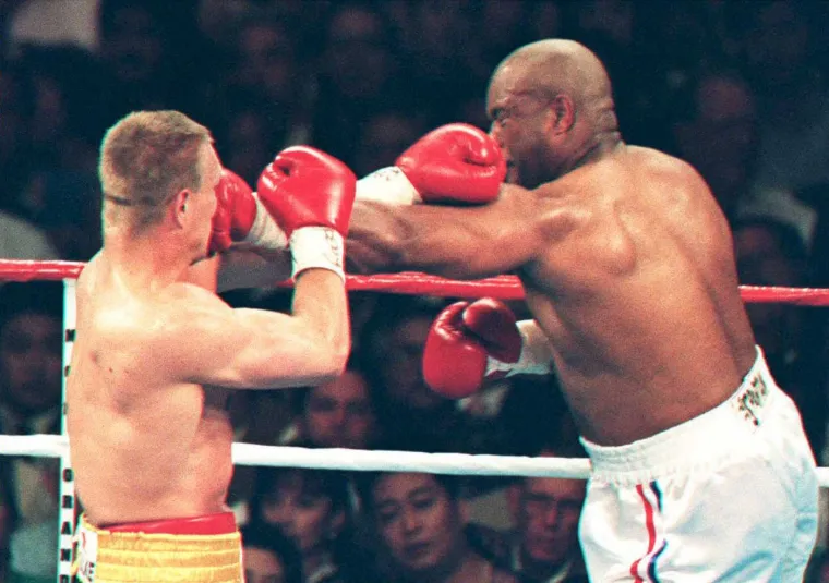 Foreman je imao strašnu ljevicu. 