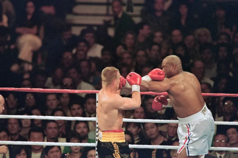 Pogledajte samo taj stil boksa. Imao je širok raspon ruku.