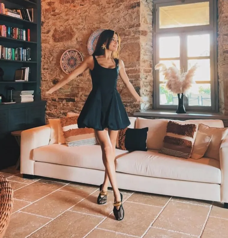 Turska glumica Hande Er&ccedil;el nije prirodna ljepotica? Evo &scaron;to je sve navodno mijenjala na licu