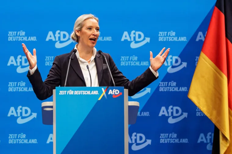 Posebice je najavila promjene u migracijskoj politici koje ne isključuju ni masovne deportacije. Ona je najavila zatvaranje njemačkih granica za izbjeglice