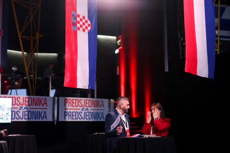 Pogledajte atmosferu u stožerima Zorana Milanovića i Dragana Primorca