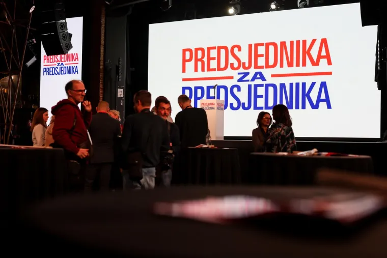 Pogledajte atmosferu u stožerima Zorana Milanovića i Dragana Primorca